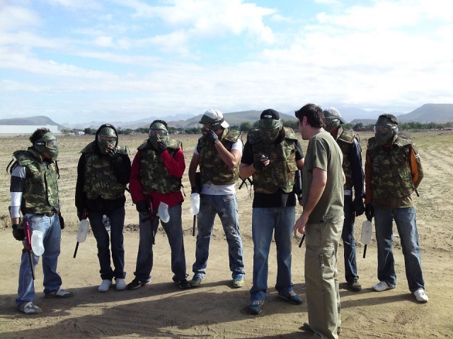 Grupo de paintball